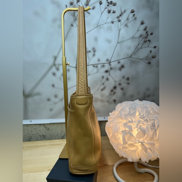 Coach vintage Bleecker Pocket Shoulder Bag Costa Rica 9310 Collectors favorite - Picture 4 of 15